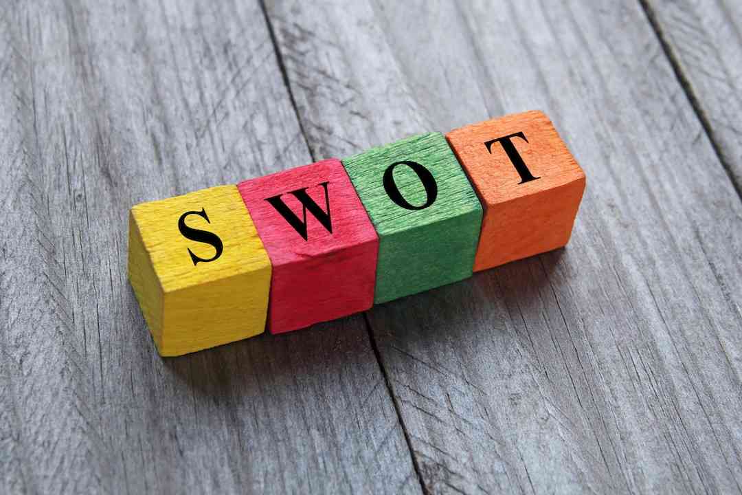 برترین مثال برای مدل SWOT از یک شرکت واقعی